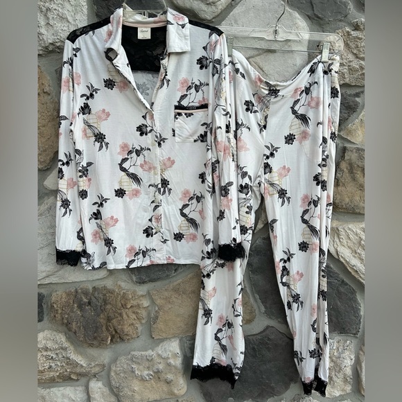Soma Cool Nights Pajama Set Size L Romantic Feminine Bird Print Lace Loungewear - Picture 1 of 4